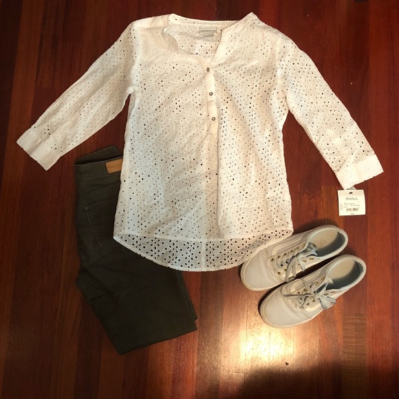 jcpenney Tops - White Old Navy Shirt